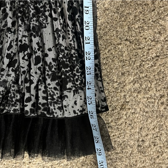 Black, White, and Grey Midi Pleated Work Skirt with Tool Lining! - Picture 8 of 8